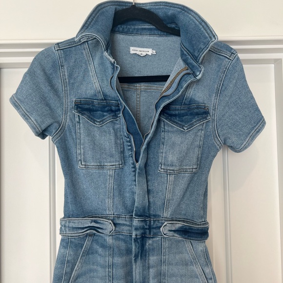 Good American Fit for success jeans jumpsuit. M. Straight leg jumpsuit. - Picture 6 of 7